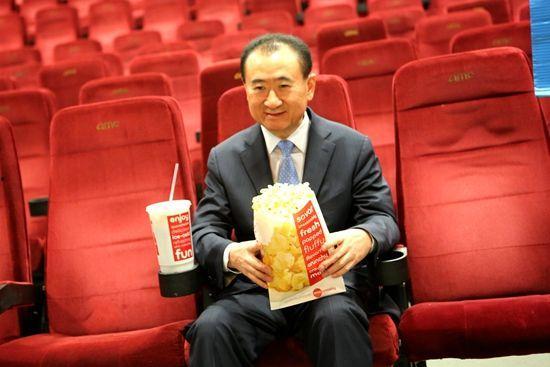 吃瓜张凤莲,吃瓜群众视角下的张凤莲传奇