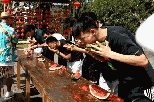 农村吃瓜大赛视频,吃瓜大赛欢乐上演，瓜王争霸一触即发