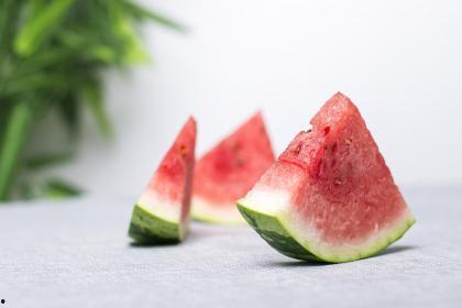 梦到偷瓜吃6,揭秘偷瓜吃的神秘寓意