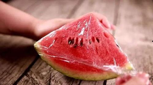 江苏500人吃瓜,瓜果飘香共度欢乐时光