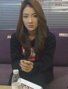 金乡吃瓜事件女主角,女主角的意外走红与网络舆论风暴