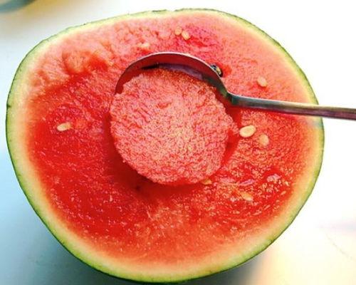 勺子吃瓜铁铲,探寻美食背后的趣味故事