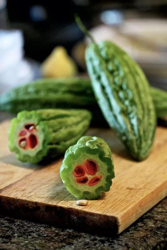 康县二宝吃瓜,夏日消暑新宠