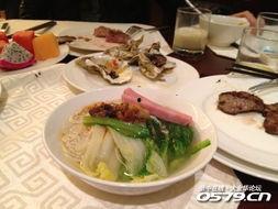 人民公仆吃瓜,揭秘公务员的休闲时光