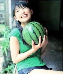 瓜哥吃瓜外卖员是真的吗,揭秘网络红人的真实身份