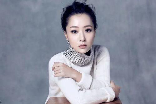 白冰吃静冈蜜瓜,静冈蜜瓜的美味之旅