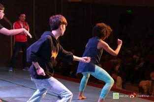 学校舞蹈吃瓜,揭秘舞蹈社团的“吃瓜”故事