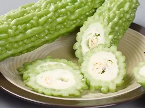 柳州鹿寨吃瓜,夏日吃瓜盛宴，尽享清凉滋味