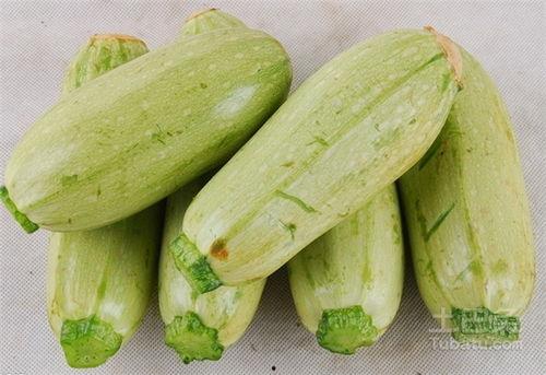 本瓜吃有什么作用,揭秘神奇瓜果的养生功效