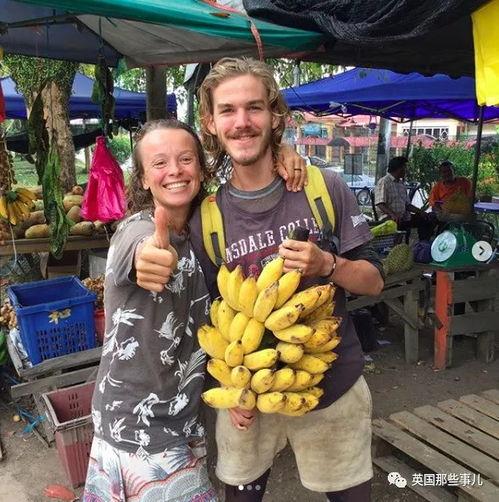 吃瓜楼顶小情侣,一场别开生面的吃瓜盛宴