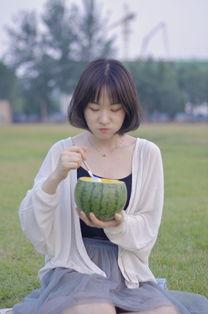 吃瓜女孩 悦夏,揭秘娱乐圈背后的甜蜜与苦涩